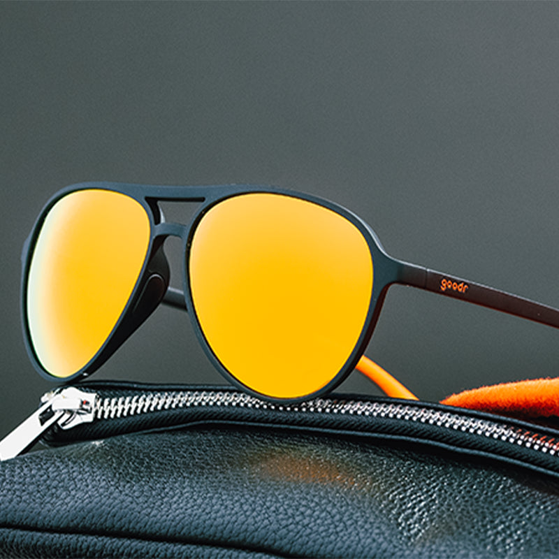 Call Me Tarmac Daddy | montura de aviador negra con lentes ámbar | gafas de sol goodr MACH G