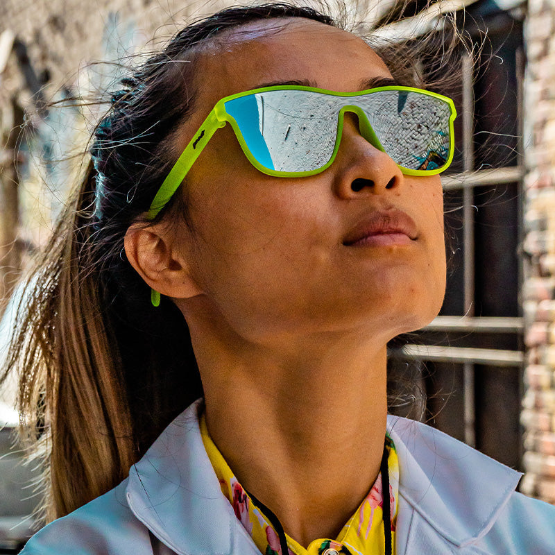 Naeon Flux Capacitor-The VRGs-RUN gafas de sol goodr-4-goodr